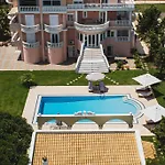 Casa Di Voz Complex & Free Gym Services By 