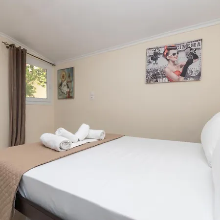Casa Di Voz Complex & Free Gym Services By 