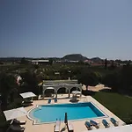 Casa Di Voz Complex & Free Gym Services By 