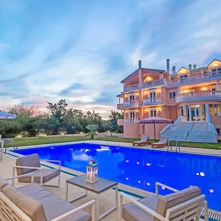 Casa Di Voz Shared Villa Studios With Free Gym Services By 
