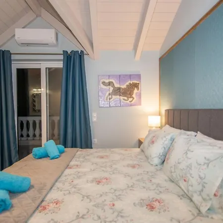 Casa Di Voz Shared Villa Studios With Free Gym Services By 