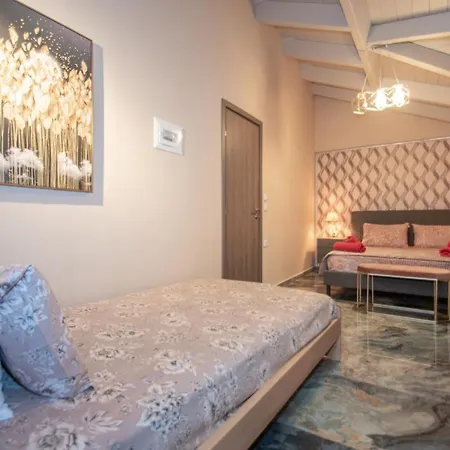 Villa Casa Di Voz Shared Villa Studios With Free Gym Services By 