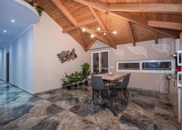 Villa Casa Di Voz Complex & Free Gym Services By 